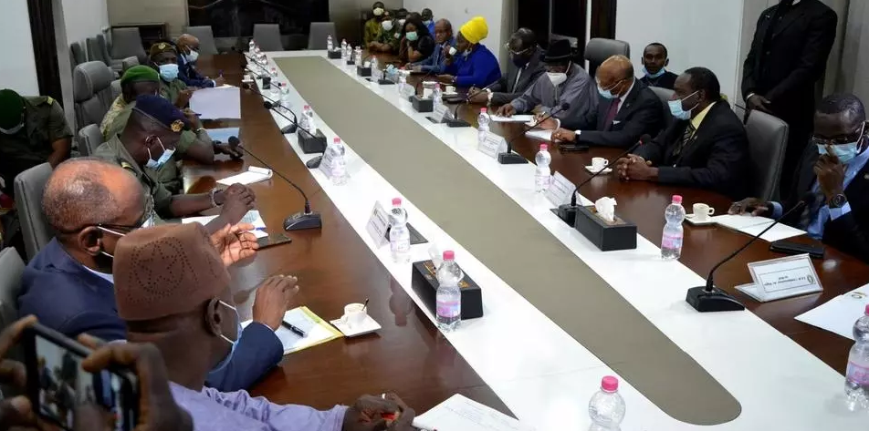 Mali: deuxième journée de pourparlers entre la Cédeao et la junte