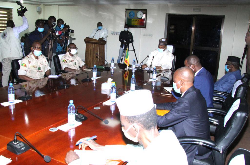 Rencontre de haut niveau avec le commandement des forces de défense et de sécurité | 15 juillet.