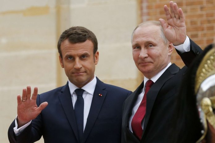 Lutte contre le terrorisme au Sahel : Vladimir Poutine demande à Macron de respecter les choix du Mali