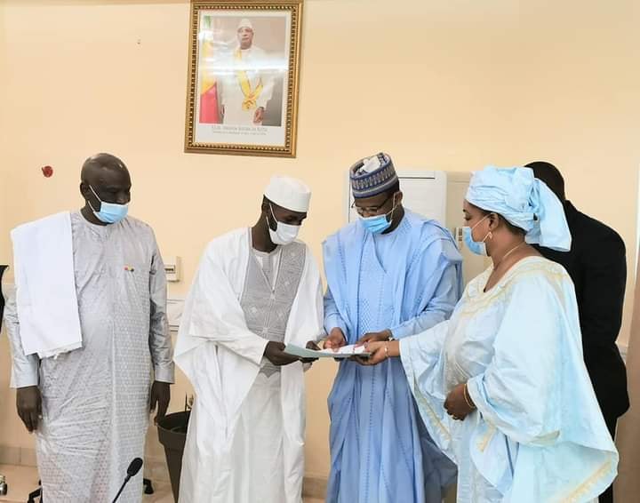 Transport fluvial: La COMANAV baisse ses tarifs !