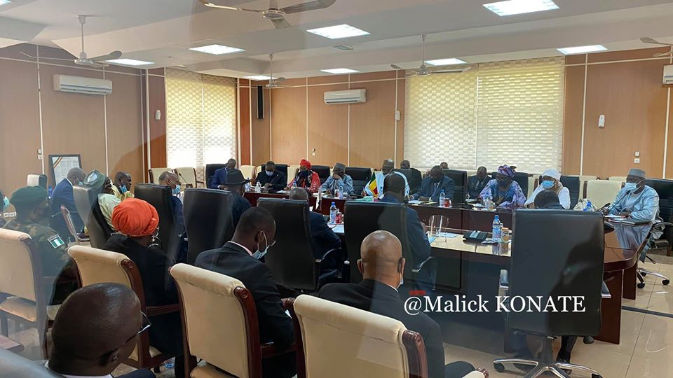 La délégation de la CEDEAO a rencontré les membres de la cour constitutionnelle.