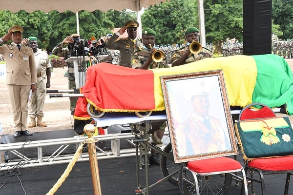Obsèques du Général d’armée à la retraite Moussa Traoré : La Nation lui rend un dernier hommage