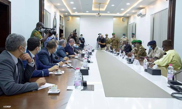 Audience: La diplomatie algérienne reçue par Assimi GOITA, Président du CNSP