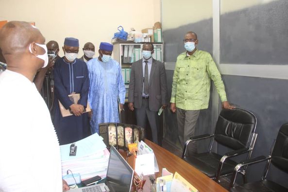 Visites de terrain : le ministre de l’Economie et des Finances à la rencontre des agents des services centraux et rattachés de son département.