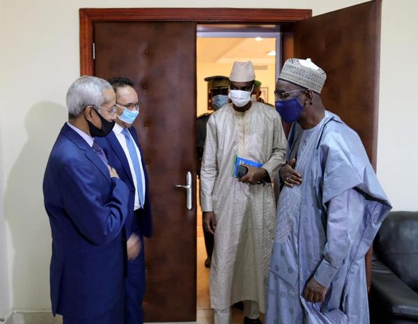 Visite de courtoisie du ministre mauritanien de la Défense nationale au Premier ministre, Chef du Gouvernement M. Moctar Ouane