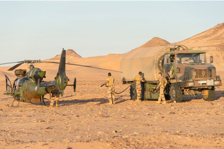BARKHANE : un véhicule carapace touché par un IED