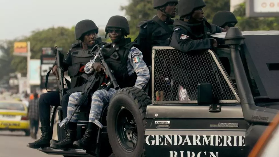 Tension en Côte d’Ivoire : déploiement de forces de l’ordre et arrestations d’opposants