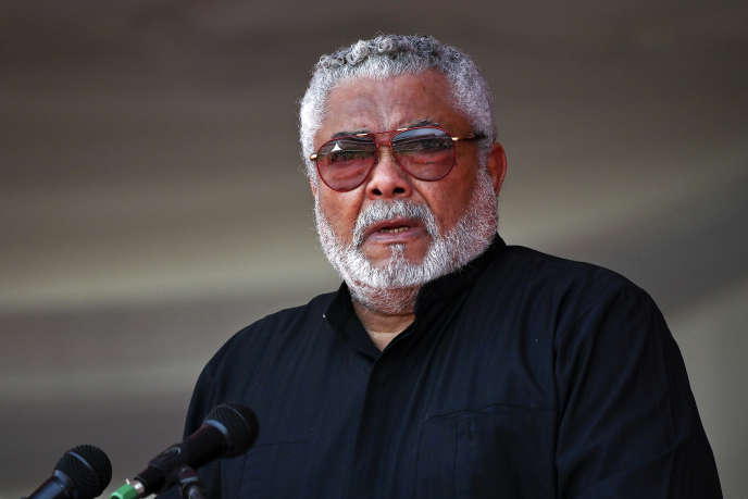 « Nous irons voler sa dépouille » : les funérailles de Jerry Rawlings au cœur des élections au Ghana