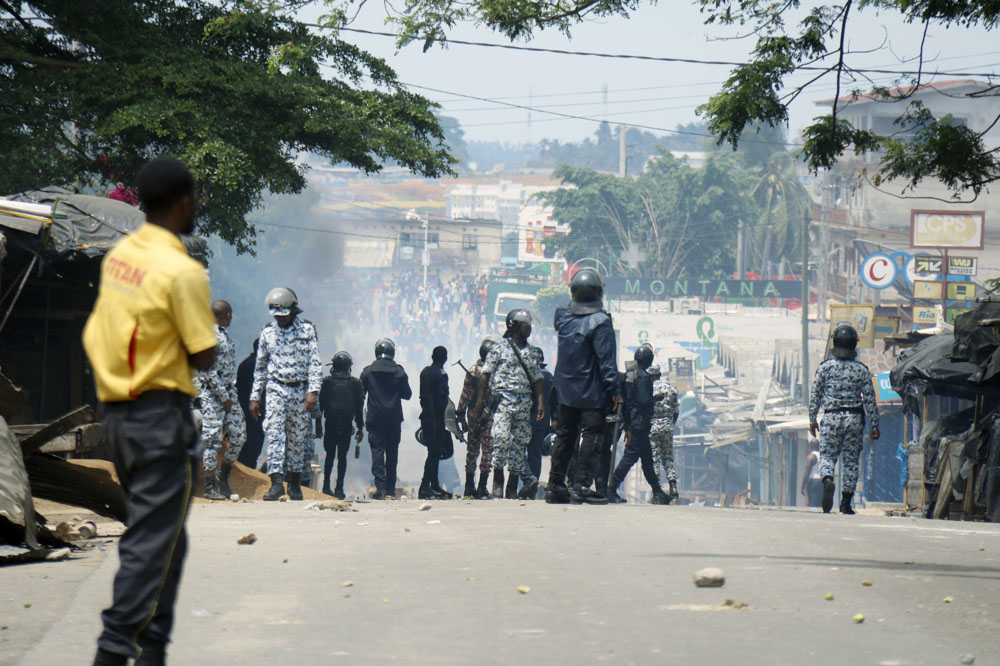 Un couvre-feu instauré à Yamoussoukro après des violences post-électorales