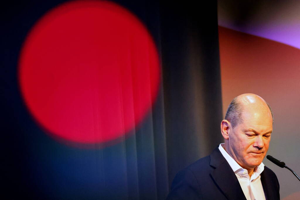 Allemagne : Olaf Scholz perd le vote de confiance des députés, ouvrant la voie à des législatives anticipées