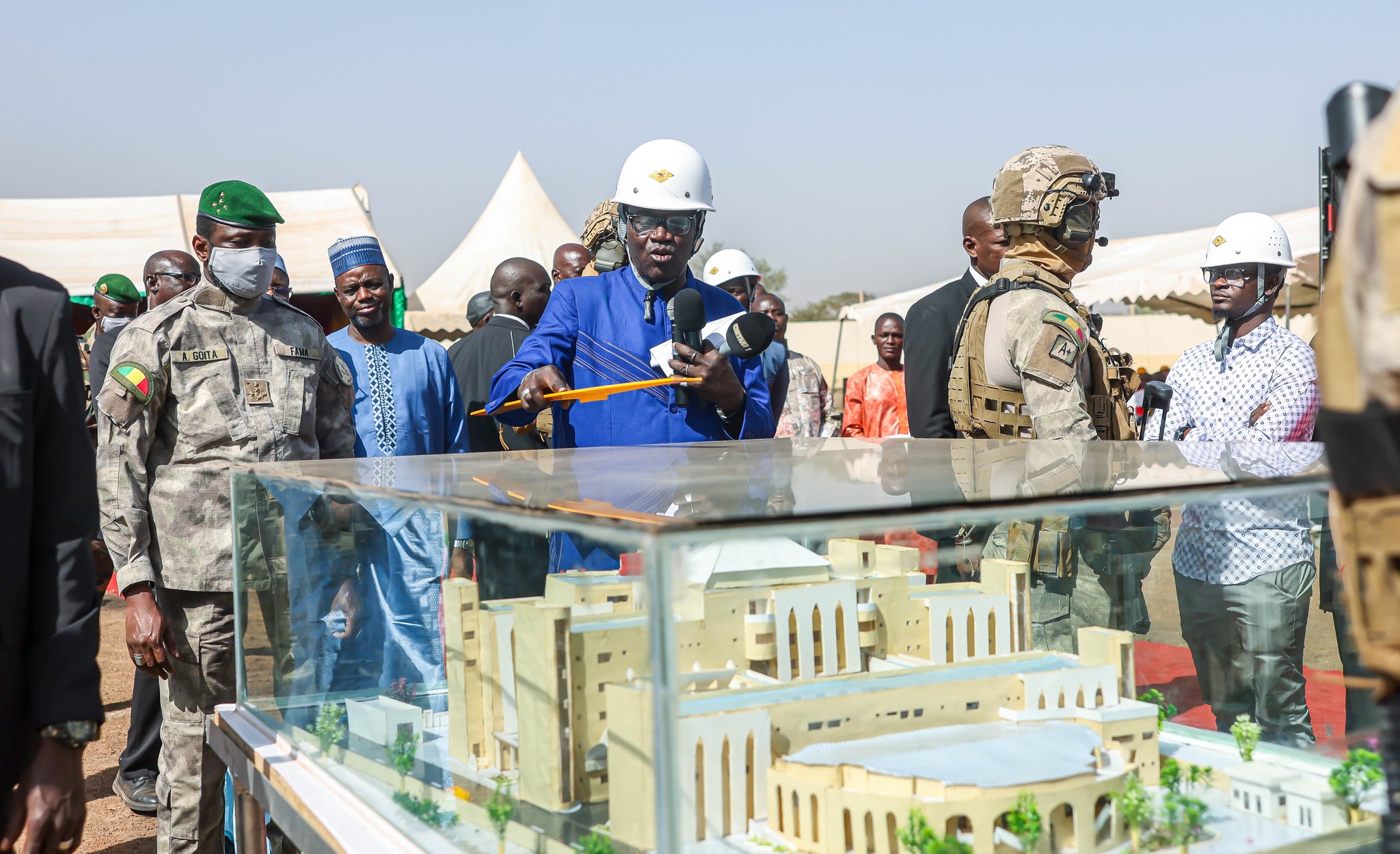 RÉFORMES INSTITUTIONNELLES : Pose de la première pierre du futur siège de la Cour des comptes