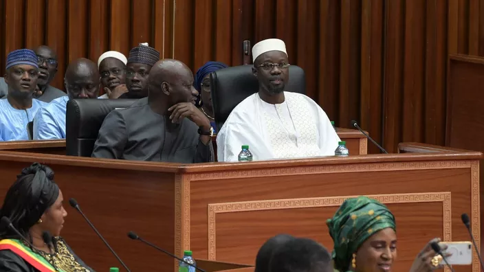 Présence militaire française: le premier ministre sénégalais dénonce le propos «totalement erroné» de Macron