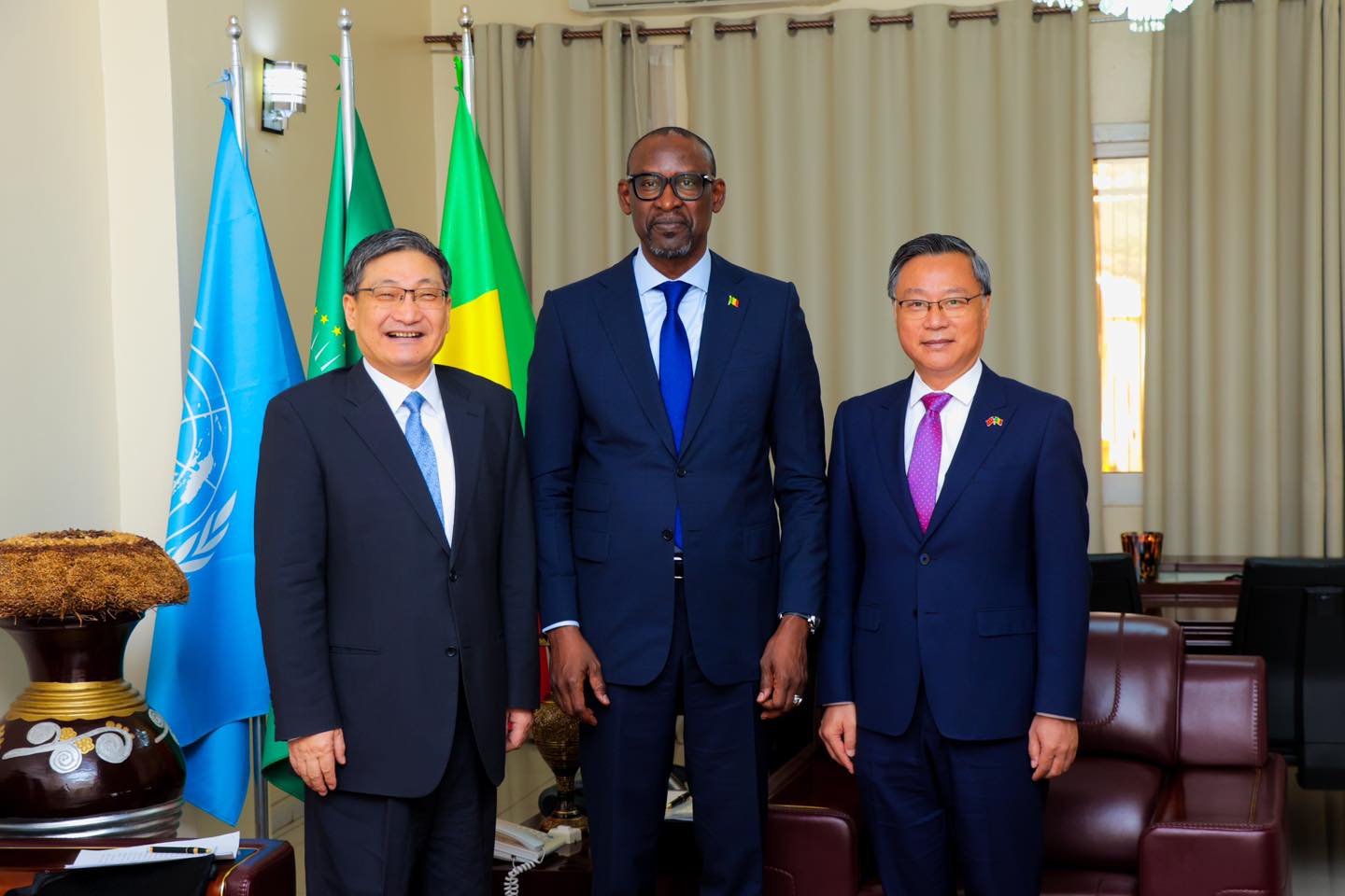 Diplomatie: Une délégation chinoise reçue par le Ministre des Affaires étrangères et de la Coopération internationale