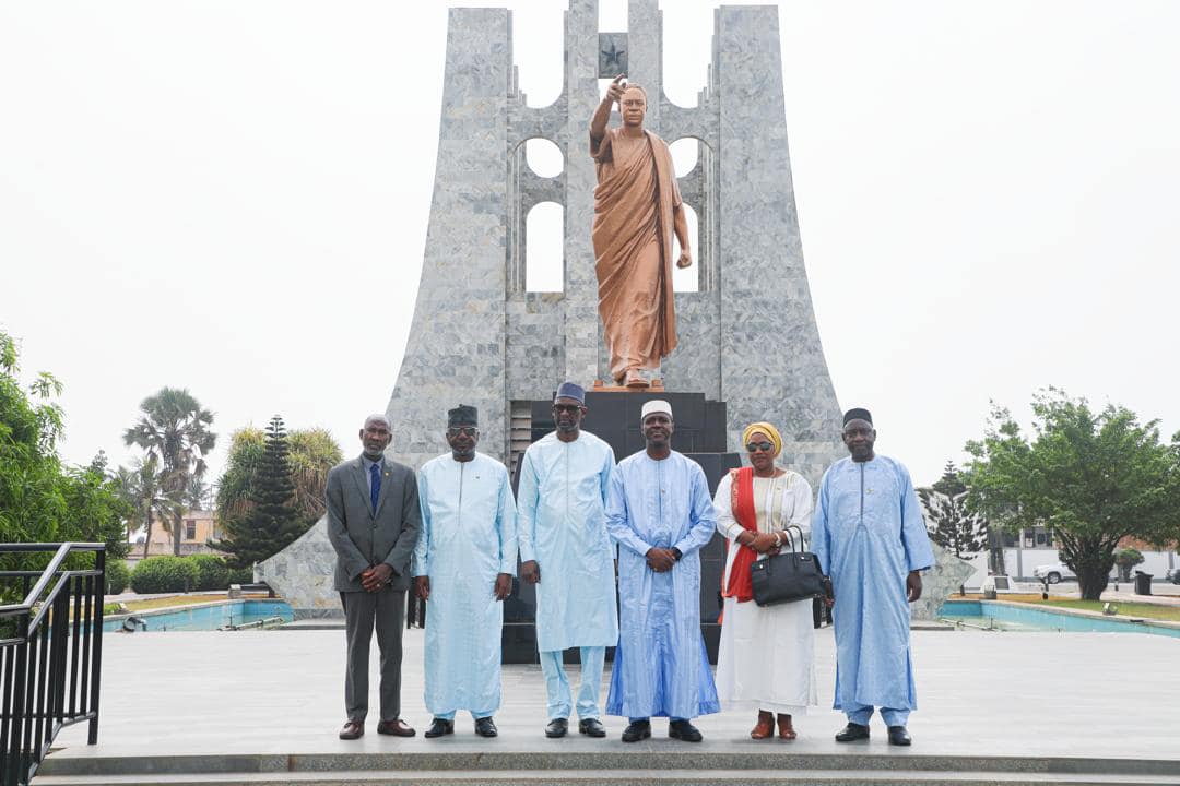 À Accra, le Premier ministre, Abdoulaye Maiga visite le Mémorial Kwame N’Krumah