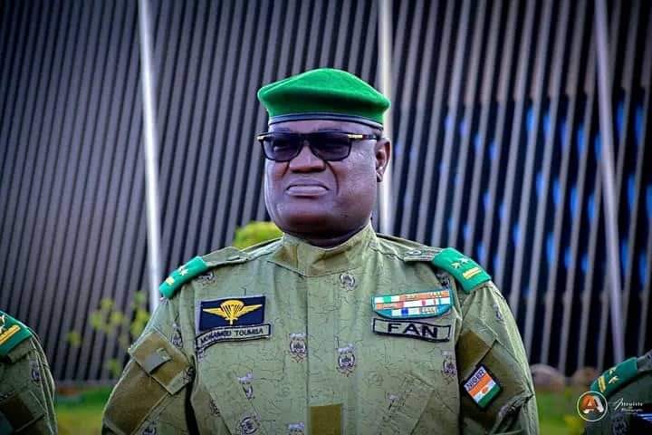 Niger : le ministre de l'Intérieur met en garde contre les ONG liées à des groupes terroristes