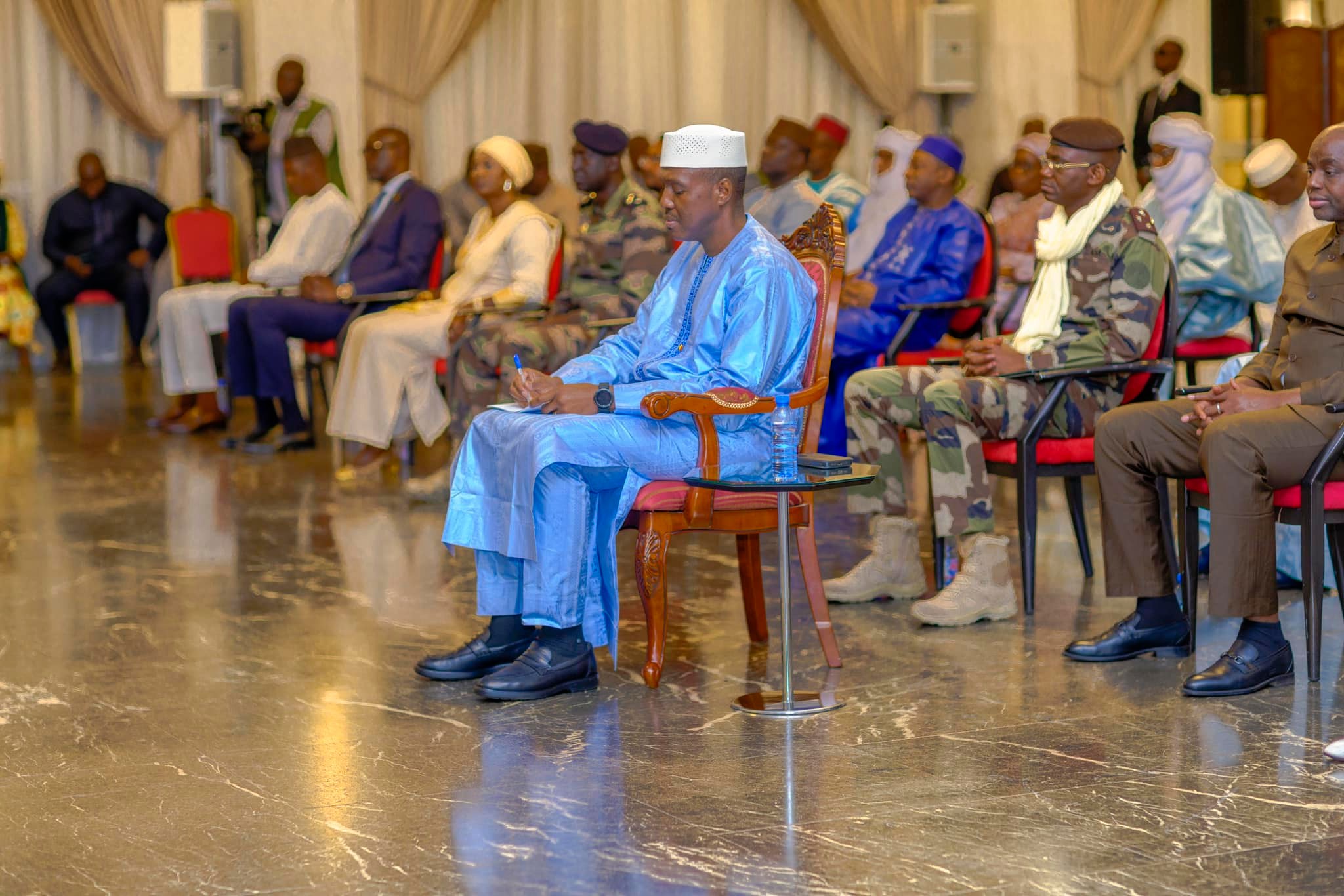 Mali : Le Président de la Transition et le Premier ministre réaffirment les priorités du pays pour le Nouvel An