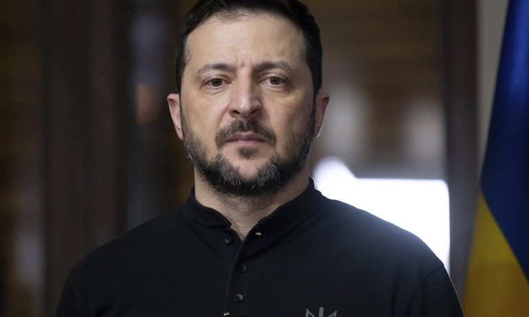 "Il ne nous protège pas" : Zelensky refuse de signer l'accord avec Washington sur des minerais ukrainiens