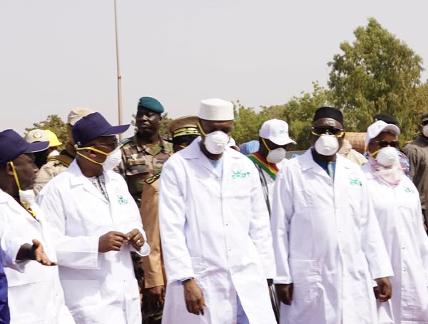 Visite du Premier ministre à l'usine d'égrenage de Dioïla : une filière coton en plein essor