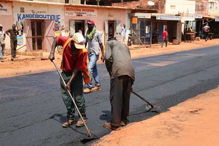 La création de marché aux dépens des goudrons