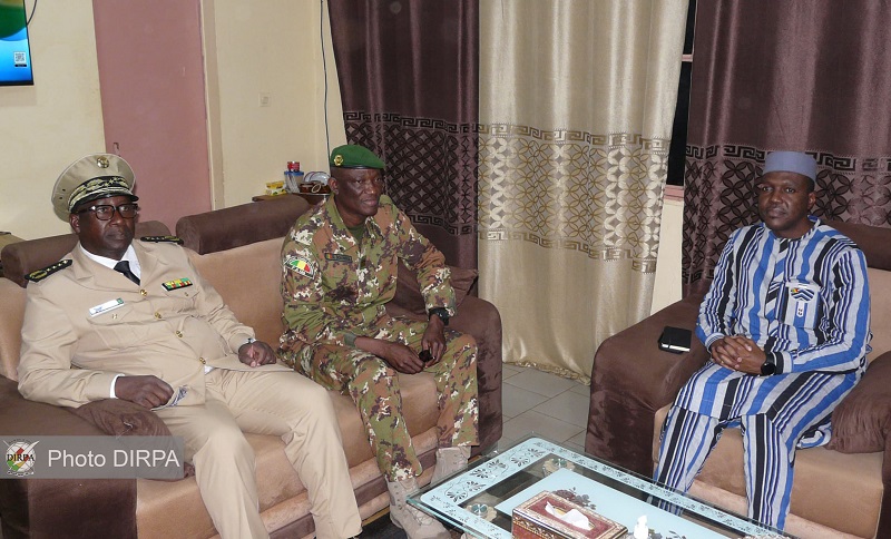 Le Premier ministre au camp Cheickou Oumar Tall de Ségou