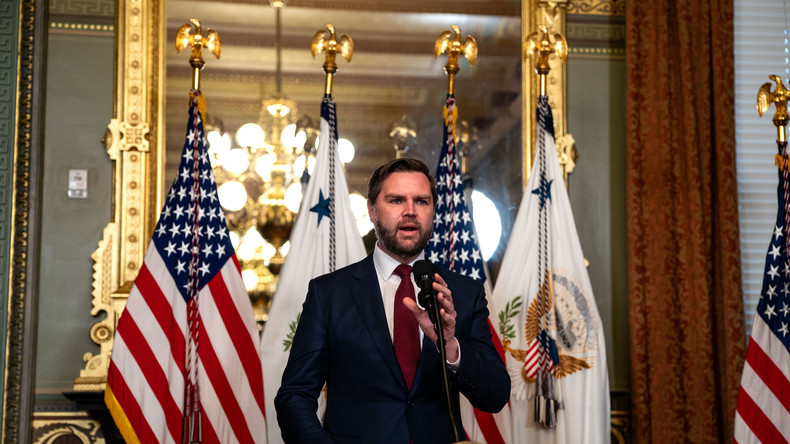 Le vice-président américain J.D. Vance fustige les dirigeants européens pour leur hypocrisie dans le conflit ukrainien