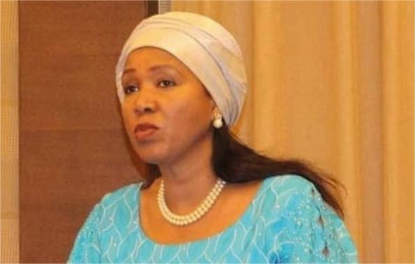 Bien dit : «Quoi de mieux que d’user de la plume plutôt que des armes pour s’exprimer ?»