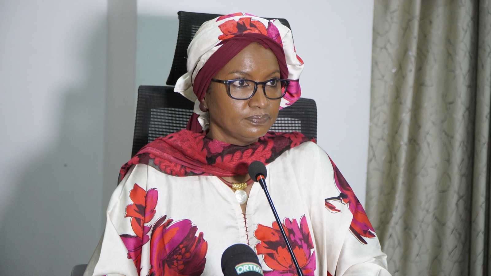 Gouvernement : elles sont cinq amazones au front !