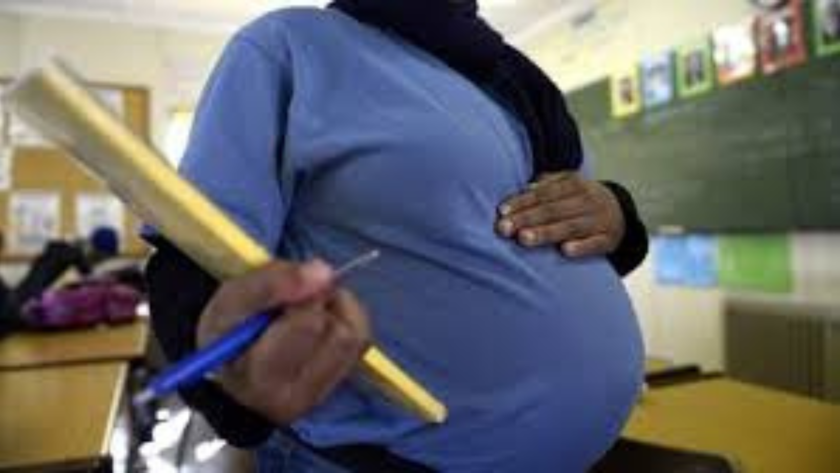 Togo : 43 élèves exclus pour avoir enceinter des élèves-filles