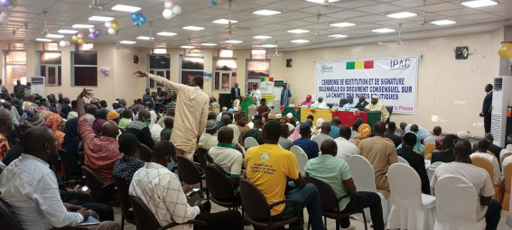 Relecture de la charte des partis politiques: les propositions des partis politiques