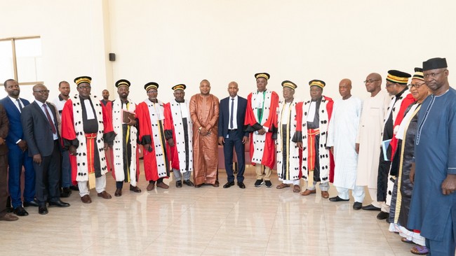 Bureau du vérificateur général : Deux nouveaux vérificateurs prêtent serment