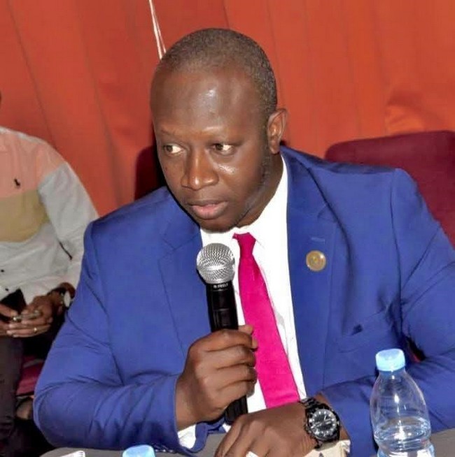 Sekou Niame Bathily, porte-parole du RPM, charte des partis politiques : ”Le RPM propose le maintien des conditions et formes prévues à l’article 48”