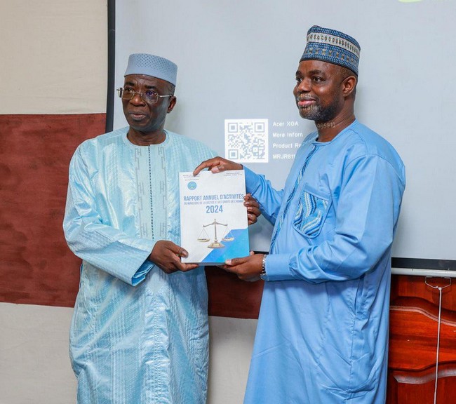 Le ministre Kassogue lors de la remise du rapport annuel d’activités 2024 de son département “L’indice de confiance en la justice a évolué de 30% à 72%” “2024 a été l’année de la poursuite des réformes gigantesques et atypiques entreprises et de la consolidation de certains acquis”
