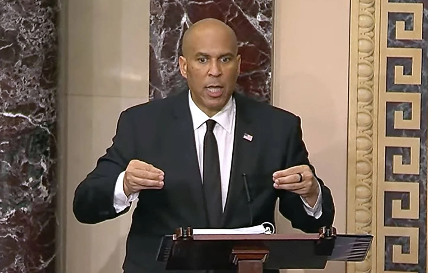 Etats-Unis : 24 heures de discours… et toujours debout, on vous explique ce discours hors norme au Sénat américain