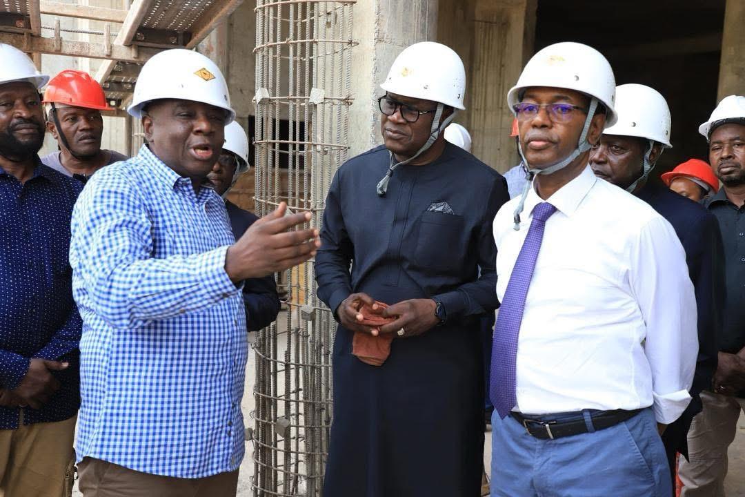 Visite de chantier : Le nouveau siège de la CANAM sort peu à peu de terre