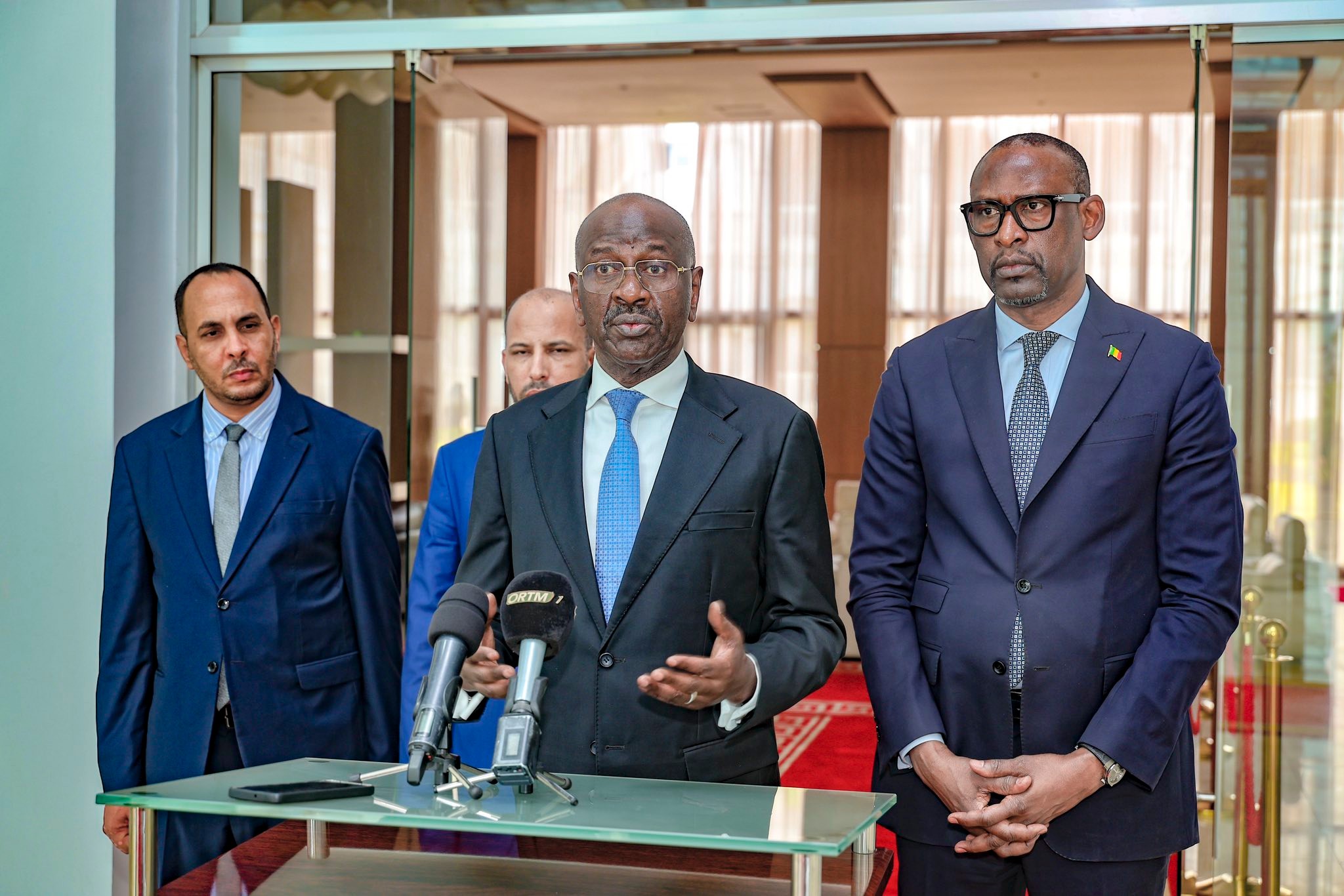 La Mauritanie et le Mali renforcent leur collaboration face aux défis migratoires lors d’une visite officielle à Bamako.