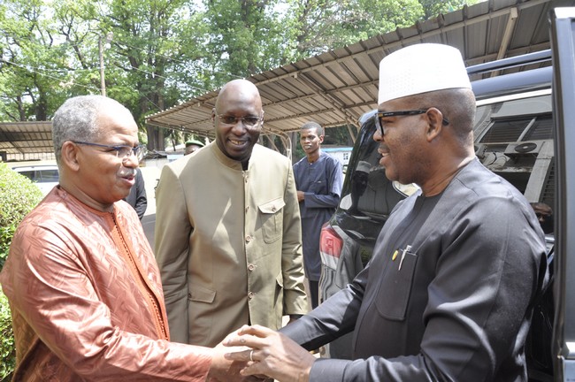 Le ministre Boubacar Diane à la direction générale de EDM-SA : “Je tenais à vous féliciter de vive voix, vous dire toute la fierté, toute la reconnaissance du chef de l’Etat”