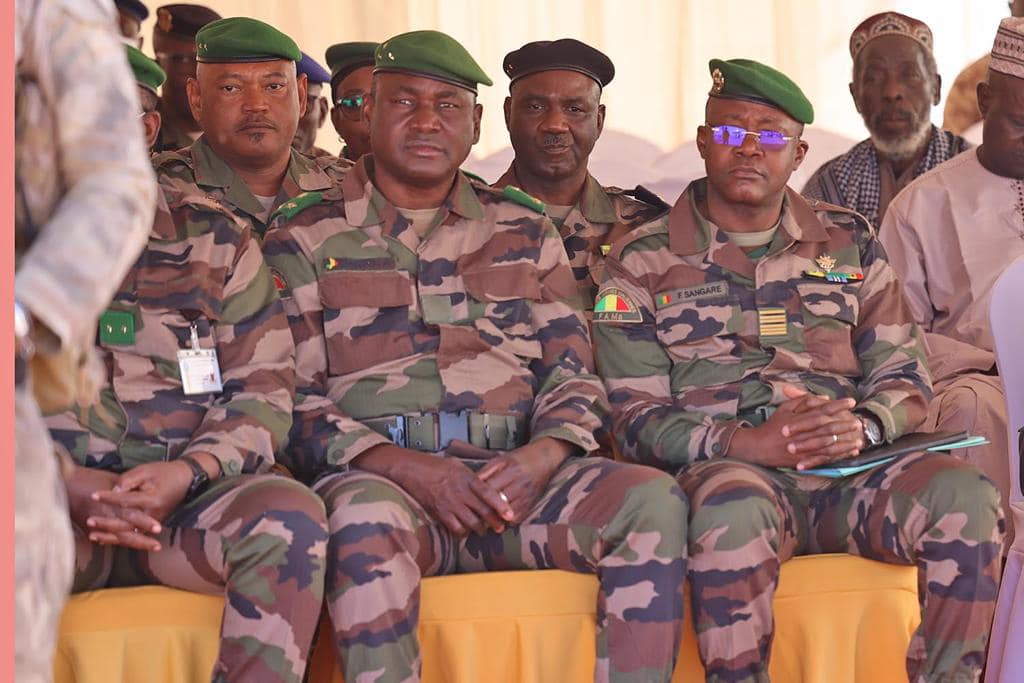 Le Mali debout et un fait bloc : Le pays déterminé à faire face de tous les côtés