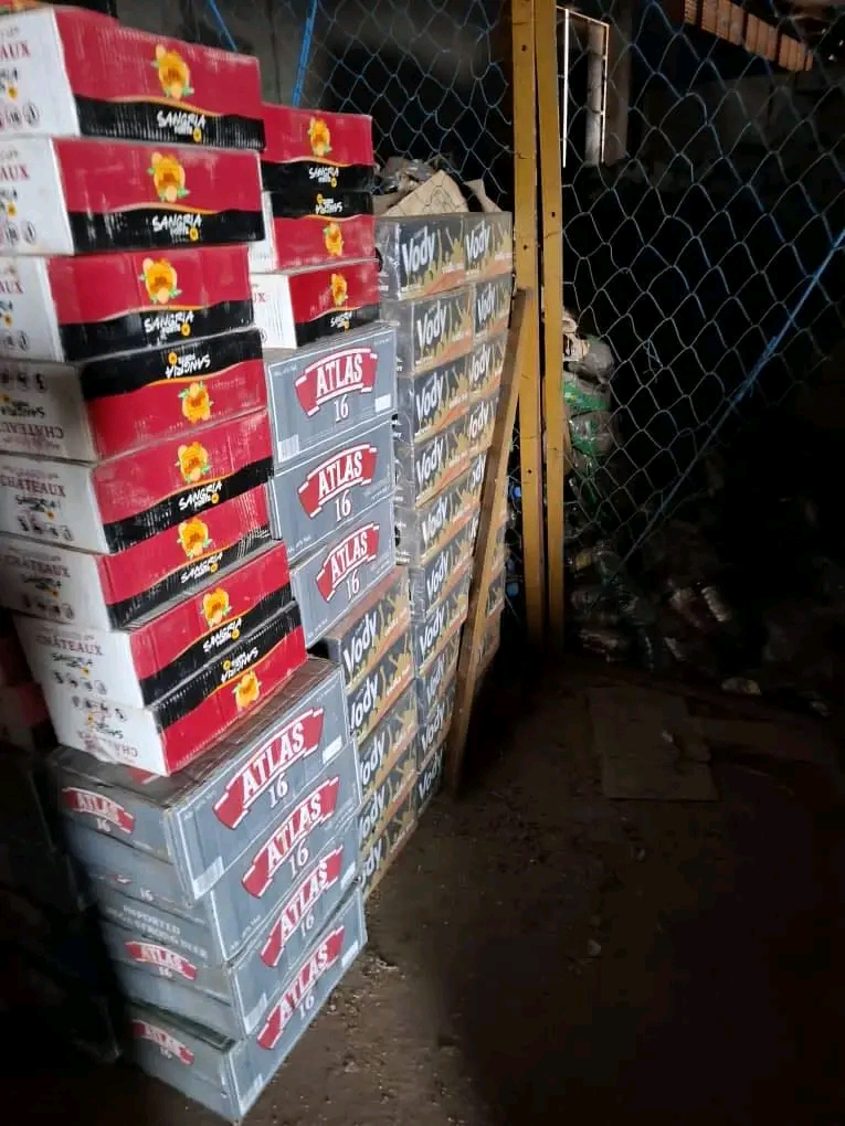 Les autorités douanières maliennes ont procédé à la saisie d'une vaste cargaison d'alcool de contrebande à Bamako