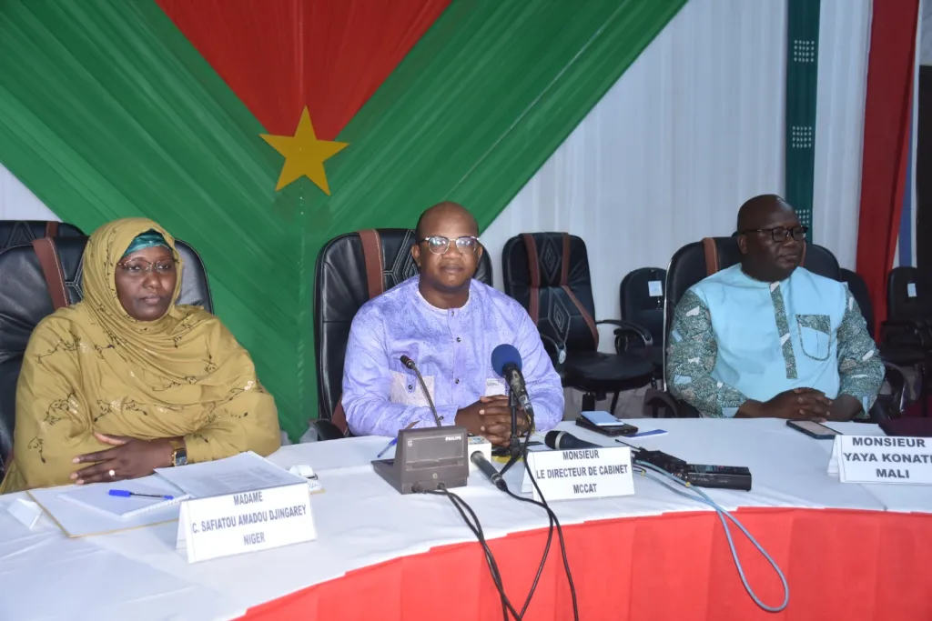 L’AES veut se doter d’une radio pour contrer les narratifs étrangers