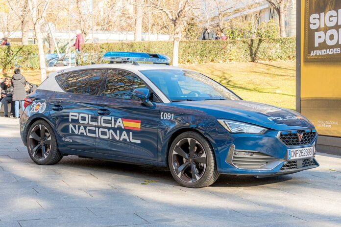 Une femme vend son bébé à une famille pour 2000 euros