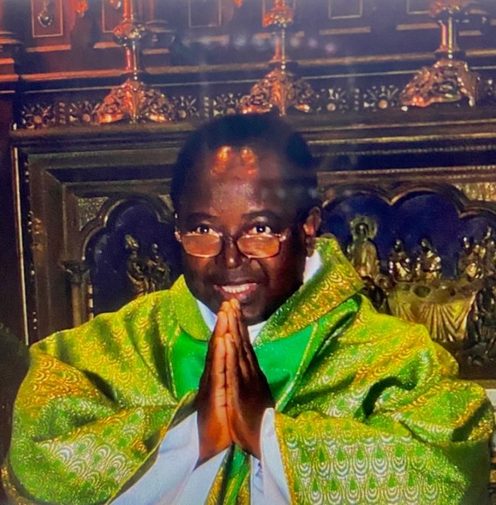 ABBE FELIX COULIBALY sur la mort du PAPE FRANÇOIS:  "Un visage plus humble à la papauté"