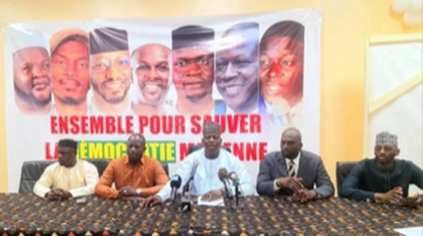 Déclaration des partis politiques du Mali sur les conclusions de la «consultation des forces vives de la nation » sur la relecture de la charte des partis et les annonces et mesures gouvernementales subséquentes