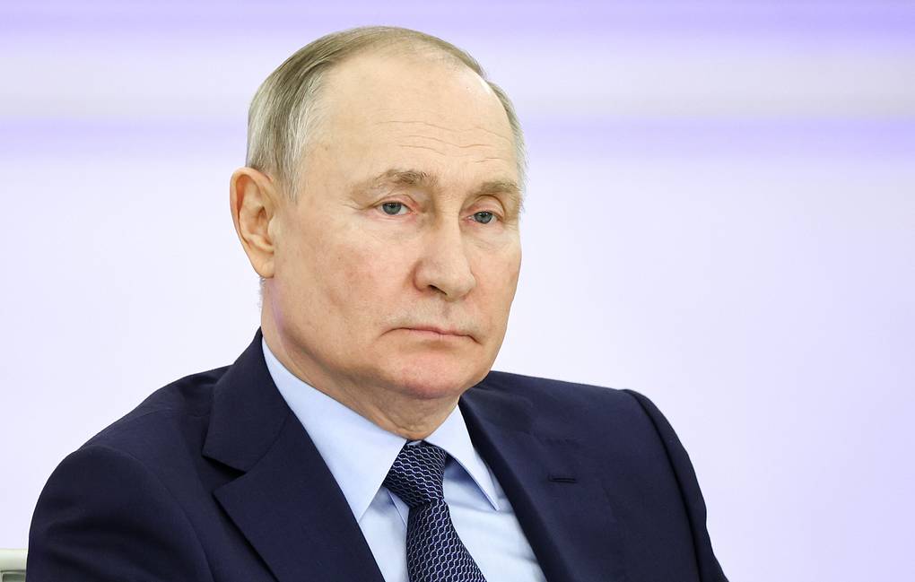 Russie : l’hélicoptère de Poutine échappe à une attaque