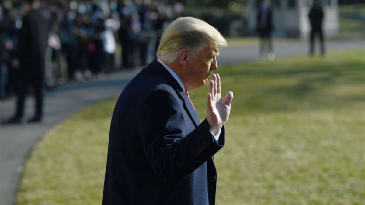 Trump s'oppose à un plan israélien d'assassiner le guide suprême iranien Ali Khamenei (médias)