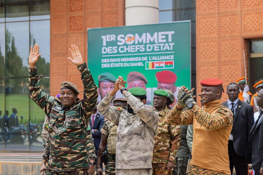 Sahel : Bamako accueillera en décembre 2025 le 2ème sommet de la Confédération des États du Sahel (AES)