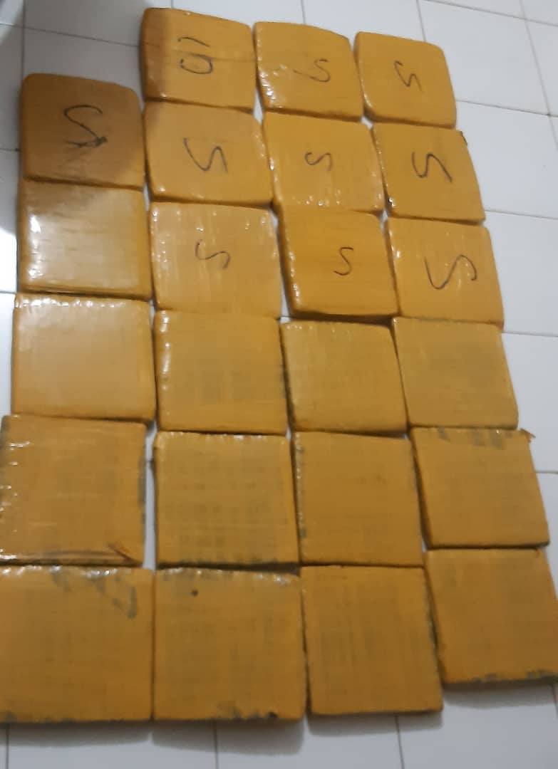 Coup de filet contre le trafic de drogue : l'Office Central des Stupéfiants démantèle un réseau à Bamako et Bougouni