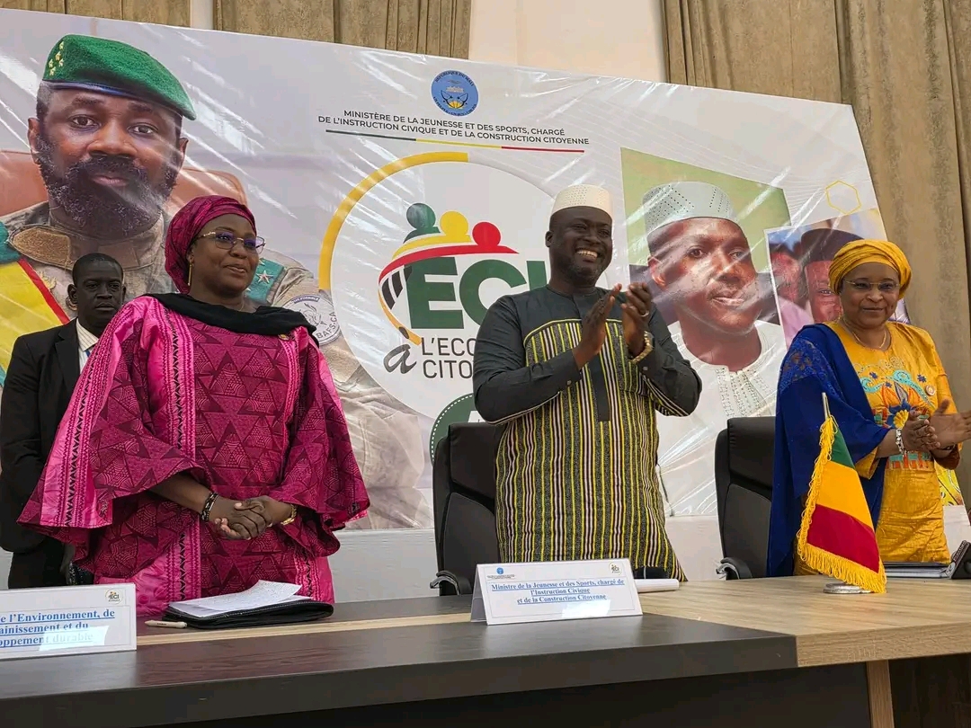 Le ministre de l'Environnement exhorte la jeunesse de l'AES à la responsabilité environnementale.