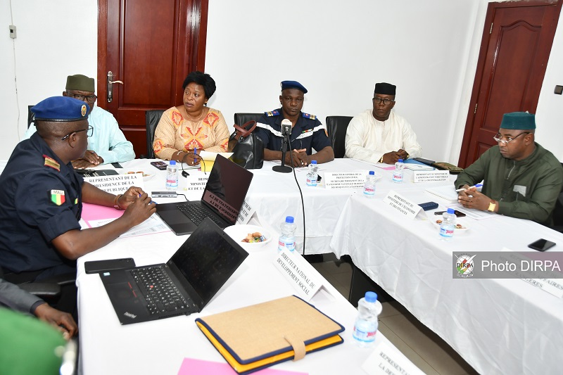 CECOCEG : réunion interministérielle, la météo annonce de fortes pluies cette année.