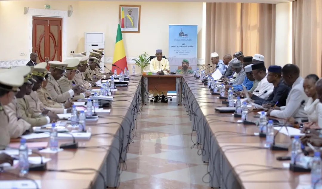 Le Premier ministre malien rencontre les gouverneurs pour faire le point sur les infrastructures et la sécurité