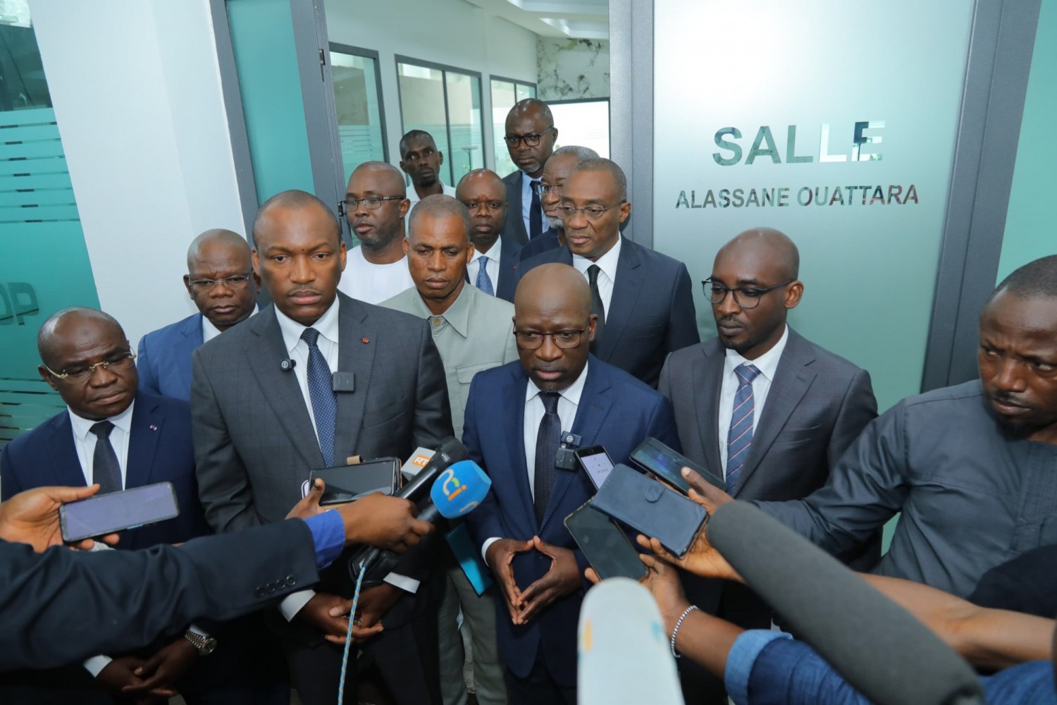 Côte d'Ivoire : ouverture d'un dialogue politique entre le pouvoir et l'opposition